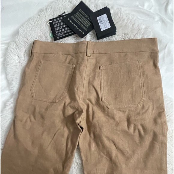 Balenciaga
LINEN CAROT PANTS - Picture 2 of 6